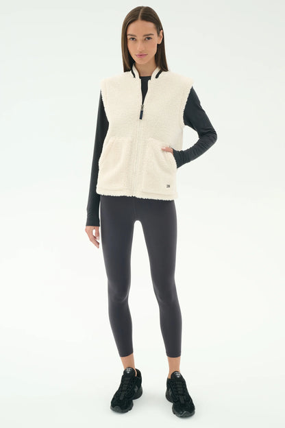 Aster Sherpa Vest