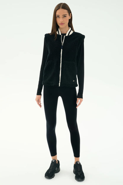 Aster Sherpa Vest