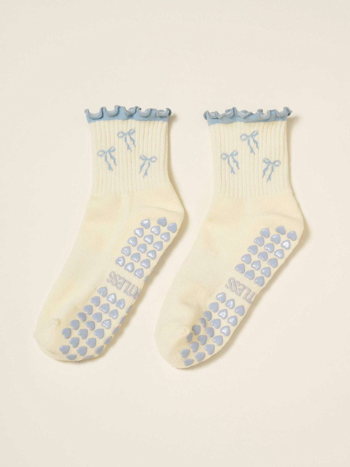 🎀 Bow Ruffle Grip Sock [Dusty Blue]