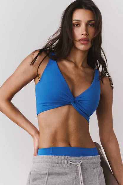 Never Better Twist Crop