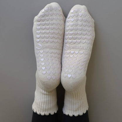 PILA Plain Best Cream Grip Socks